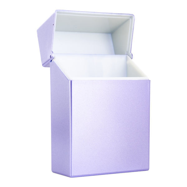 Metalliskt cigarettfodral