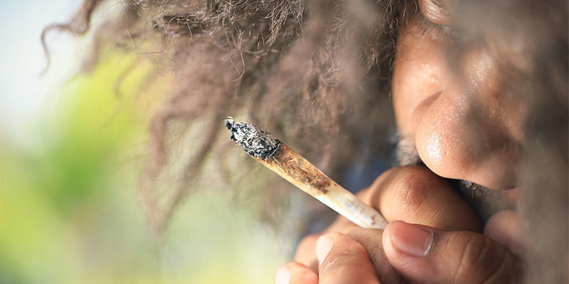 Varför får vissa personer matsmältningsbesvär av cannabis? Why Do Certain People Experience Digestive Problems From Cannabis?