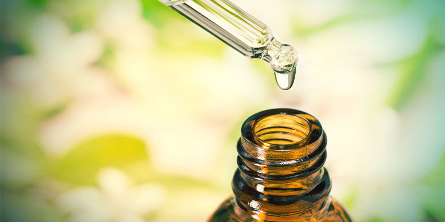 Så gör du dina egna ört-tinkturer HOW TO MAKE YOUR OWN HERBAL TINCTURES