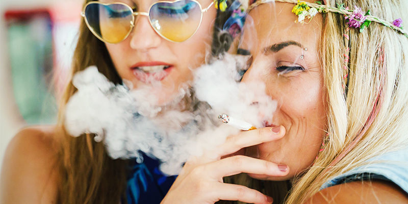 Dela cannabiskärlek med världen Dela cannabiskärlek med världen