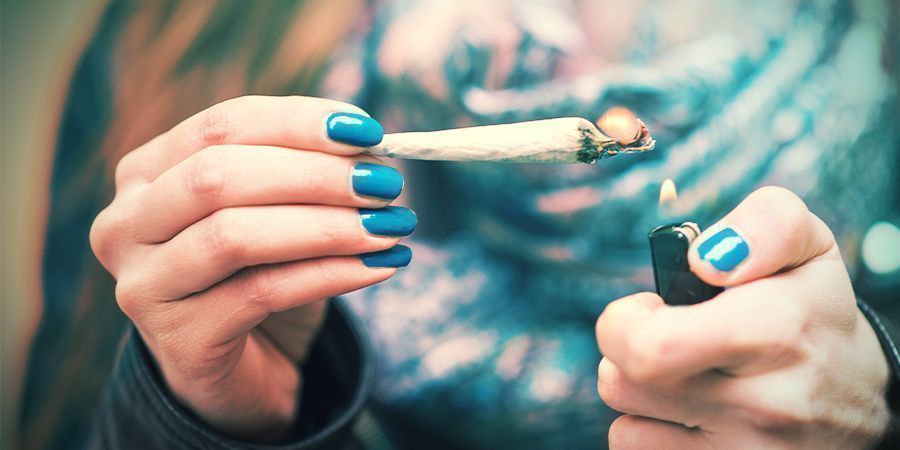 Gör rätt när du tänder en joint Do's Lighting Joints