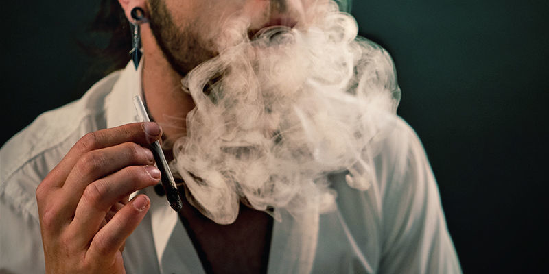 Blir man mer hög av att hålla andan när man tar ett bloss? Marijuana Hit Harder Hold Breath