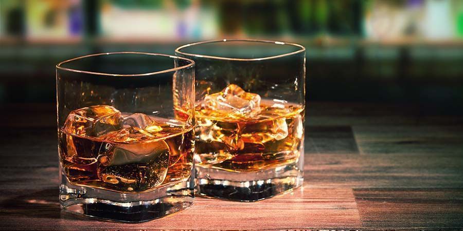 Ta en shot whiskey Have A Shot Of Whiskey