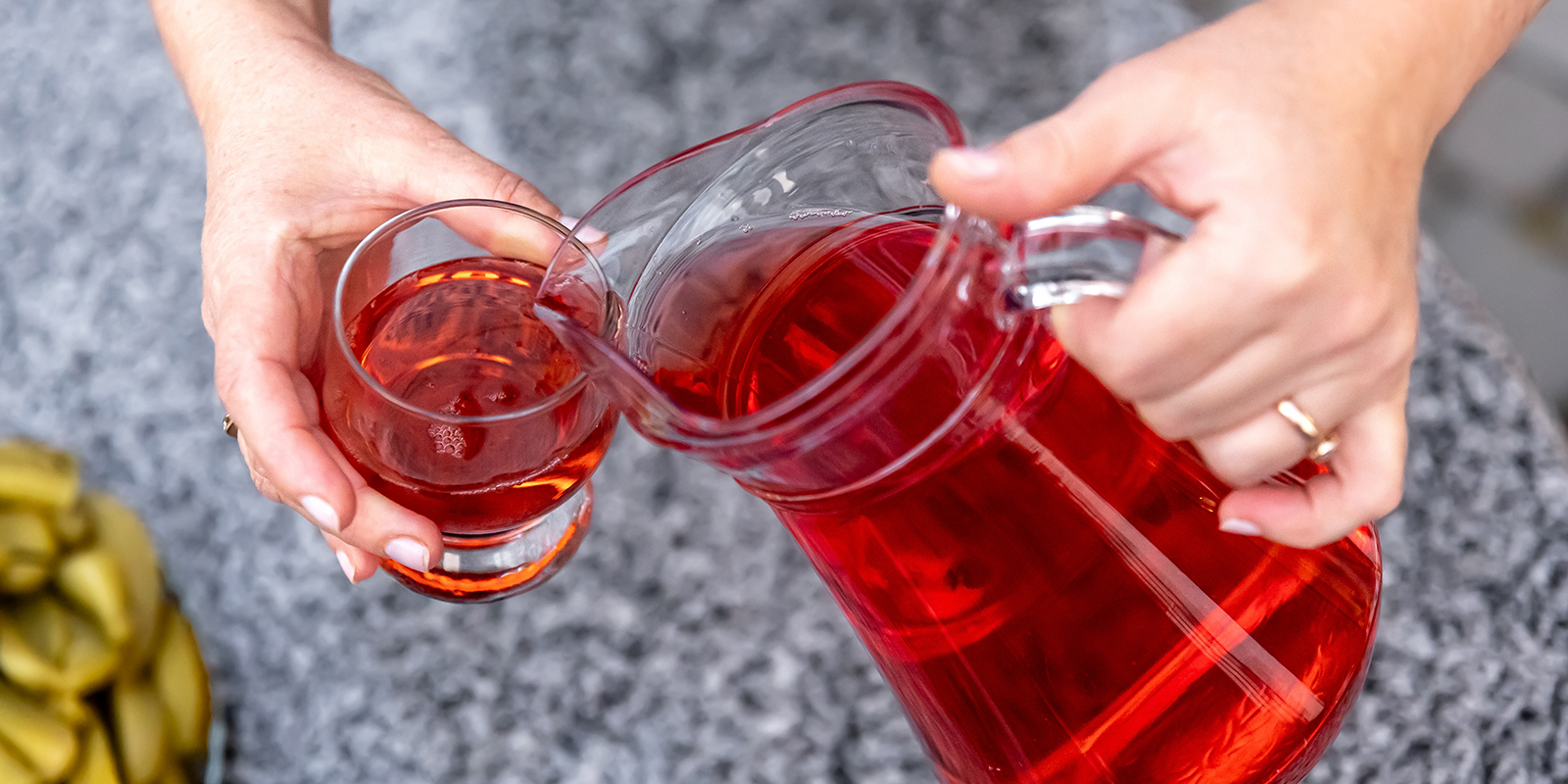 Myt 5: Tranbärsjuice sköljer ut gifter Myt 5: Tranbärsjuice sköljer ut gifter