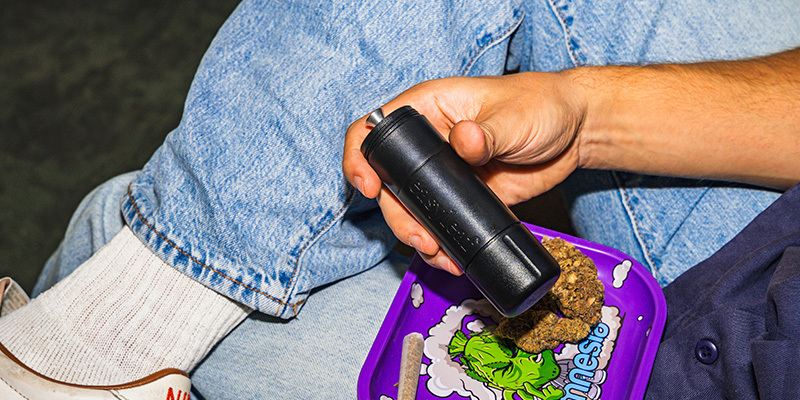 Elektrisk örtkvarn: Easyleaf Electric Herb Grinder: Easyleaf