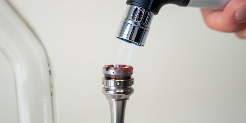 Dabbing: Heat-Resistant Nail Dabbing: Heat-Resistant Nail