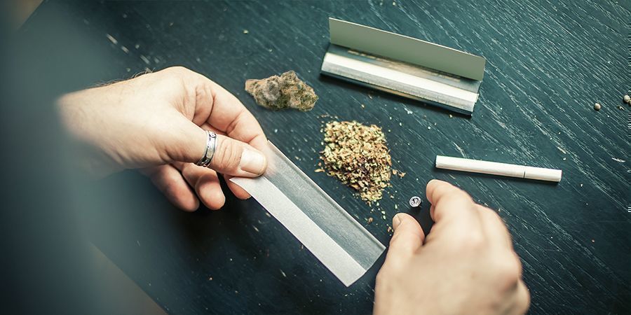 Är det dåligt att röka möglig cannabis? Är det dåligt att röka möglig cannabis?