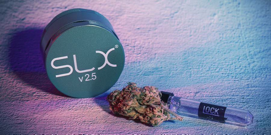 Så packar du en one-hitter HOW TO PACK A ONE-HITTER