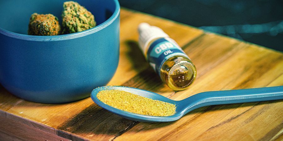 Så gör du e-juice med CBD, kanna, damiana och andra ingredienser SÅ GÖR DU E-JUICE MED CBD, KANNA, DAMIANA OCH ANDRA INGREDIENSER