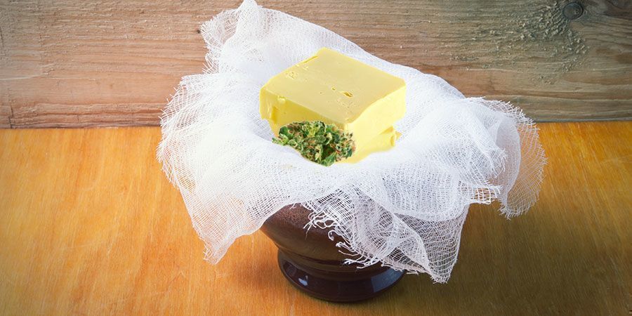 Sila cannabutter Straining Cannabutter