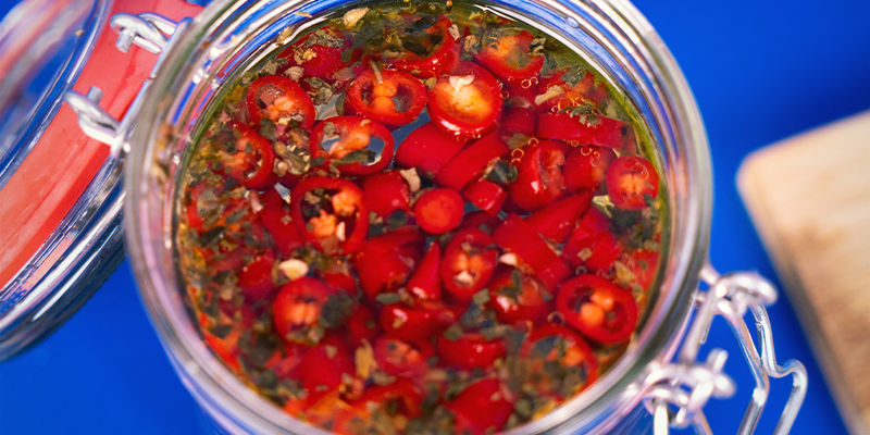 Varför pickla chilipeppar? Why Pickle Hot Peppers?
