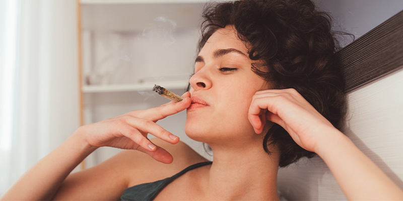 Hur du undviker att hosta när du röker cannabis Hur du undviker att hosta när du röker cannabis