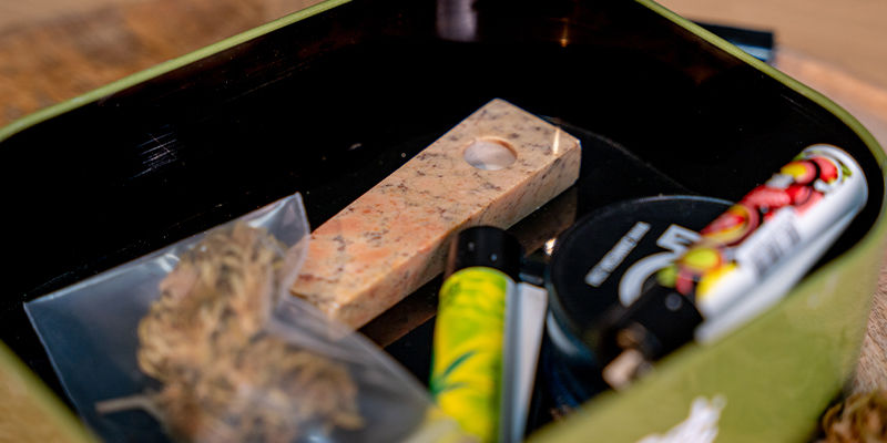 Täljstenpipa rektangel Soapstone Pipe Rectangle
