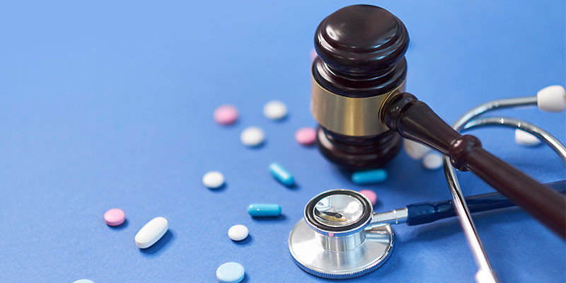 Bör narkotikalagstiftningen lättas? Should drug legislation be relaxed?