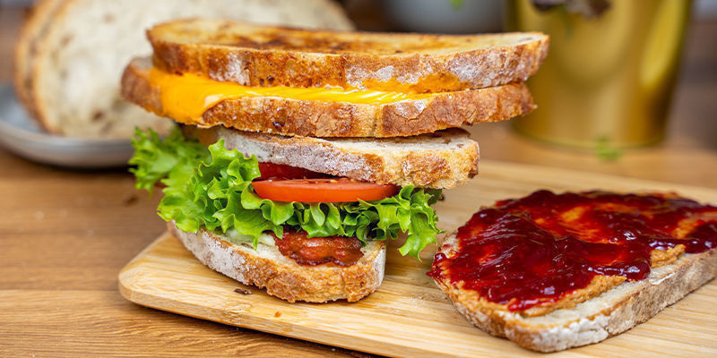 Sätt att inkludera cannabis i en smörgås Ways To Include Cannabis In A Sandwich