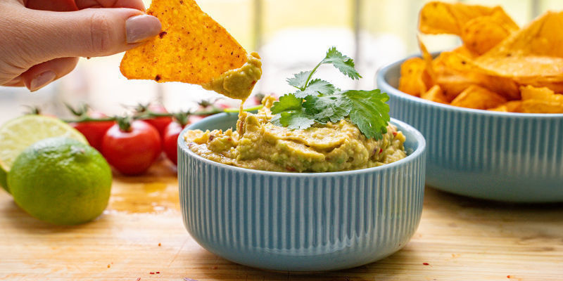 Cannabisguacamole & chips (måttlig) Cannabis Guacamole & Chips (Moderate)