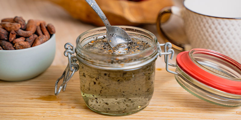 4. Låt blandningen dra 4. Allow The Mixture To Steep