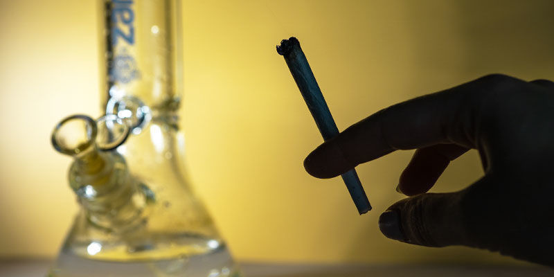 Filtrerar bongvatten bort THC? Does bong water filter out THC?