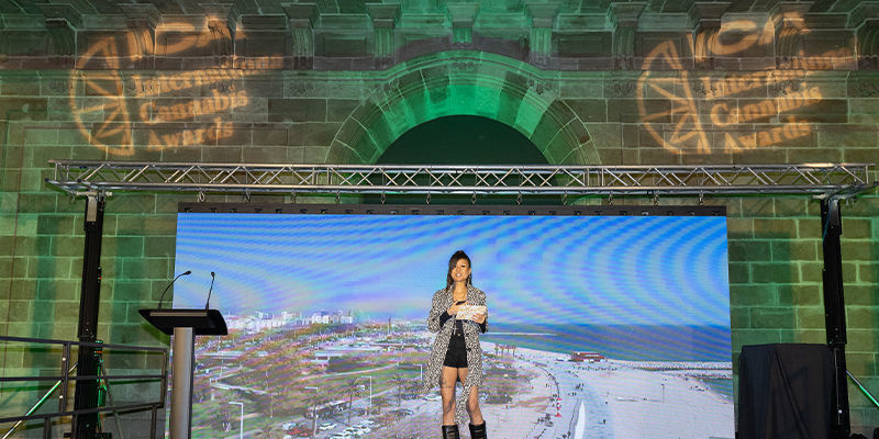 Kategorier & utmärkelser Categories & Awards