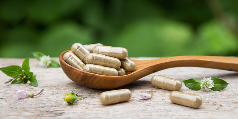 Damiana-tillskott och kapslar Damiana supplements and capsules