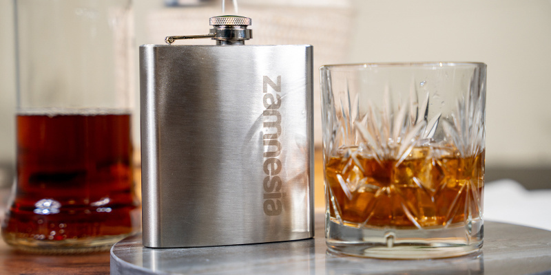 Fickplunta (Zamnesia) Hip Flask (Zamnesia)