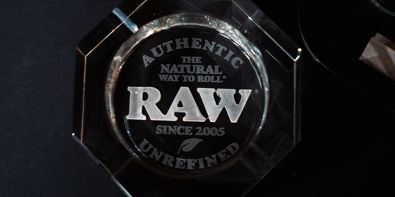 RAW kristallaskfat i glas RAW kristallaskfat i glas