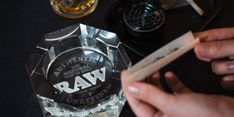 RAW kristallaskfat i glas RAW kristallaskfat i glas