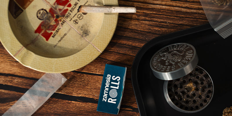 Rolling Papers On A Roll (Zamnesia) Rolling Papers On A Roll (Zamnesia)
