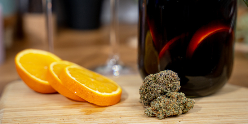 Cannabisvin — en uråldrig elixir Weed Wine — An Ancient Elixir