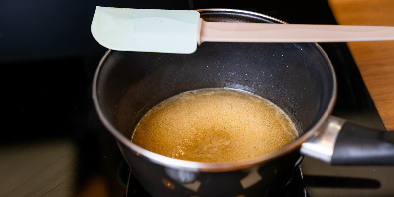 Rör om kontinuerligt tills blandningen är slät och alla ingredienser har löst upp sig Continuously Stir The Mixture Until Smooth, And All Ingredients Fully Dissolve